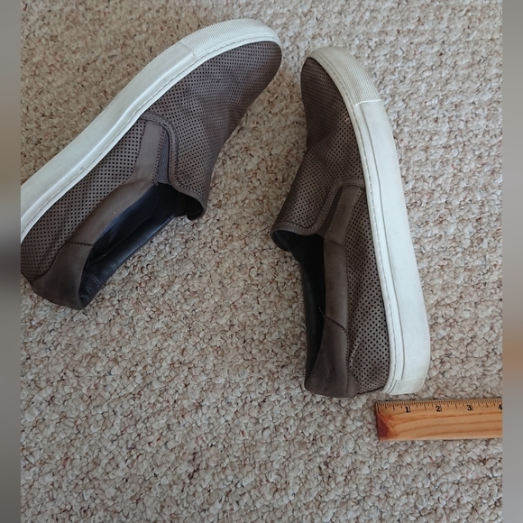 To Boot New York Racer Gray Perforated Suede Slip-On Sneaker SIZE 11 - Picture 9 of 15